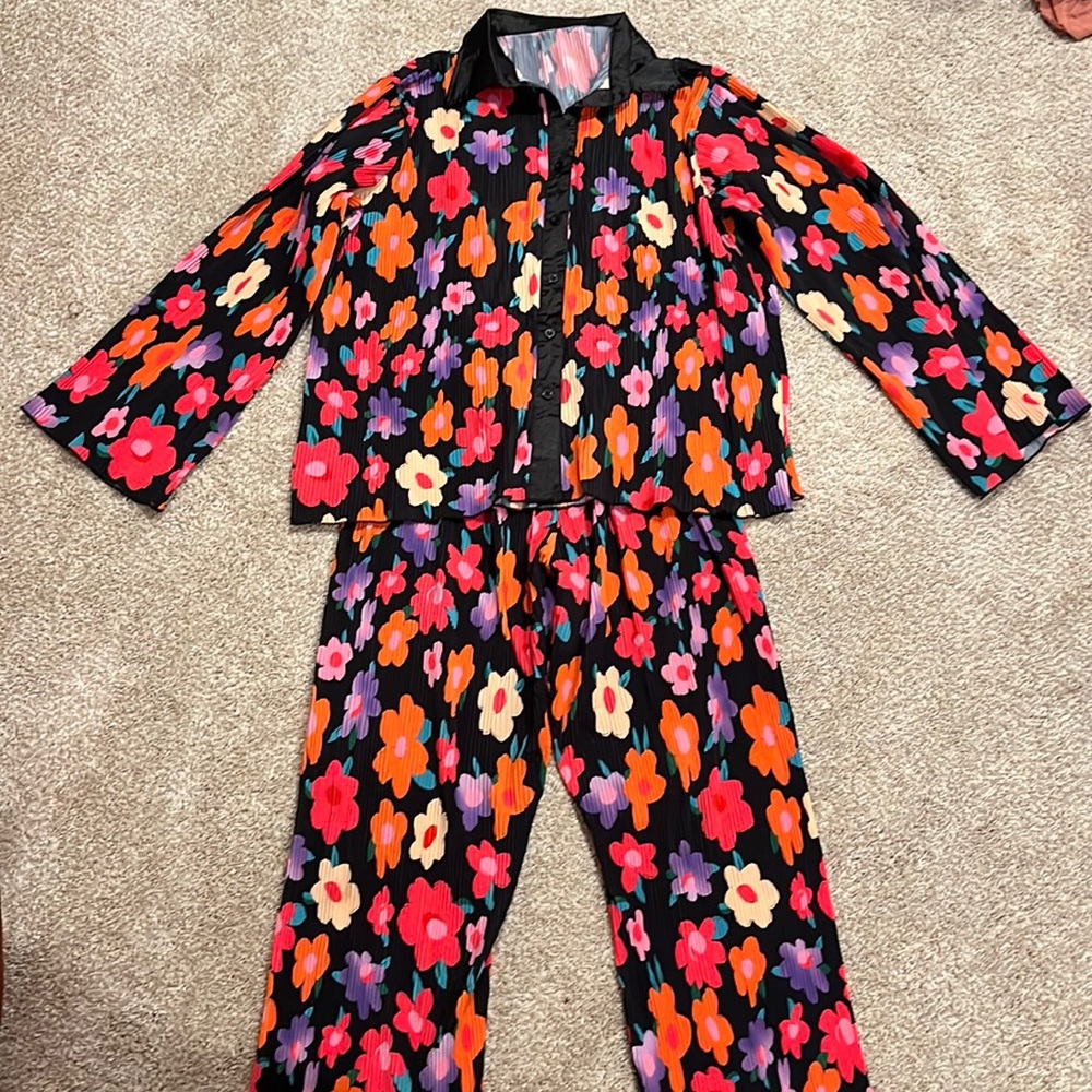 Floral Flowy Set